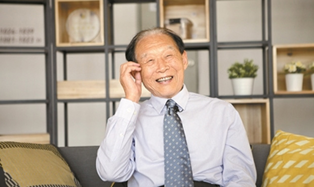 中国科学院院士、乐投·体育-乐投（中国）计算机学院院长陈国良—— 中国“并行计算”带头人的24字人生（深圳特区报）